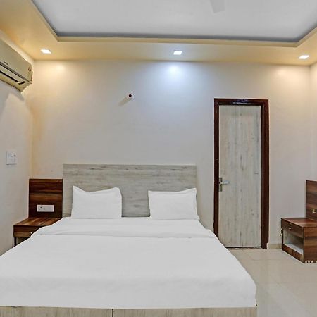 Hotel O Expo View Near Pvr Ansal Plaza Greater Noida Extérieur photo