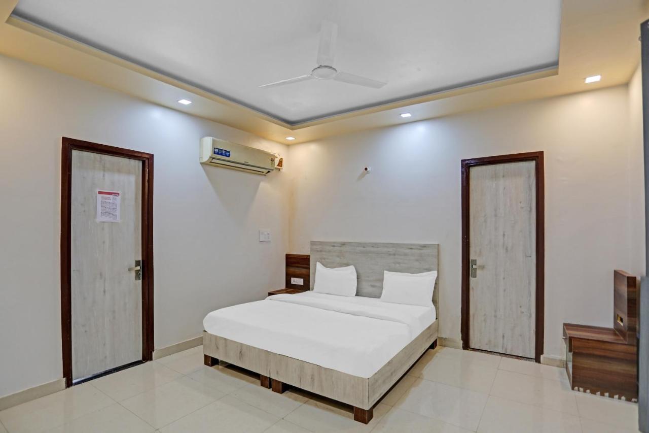 Hotel O Expo View Near Pvr Ansal Plaza Greater Noida Extérieur photo