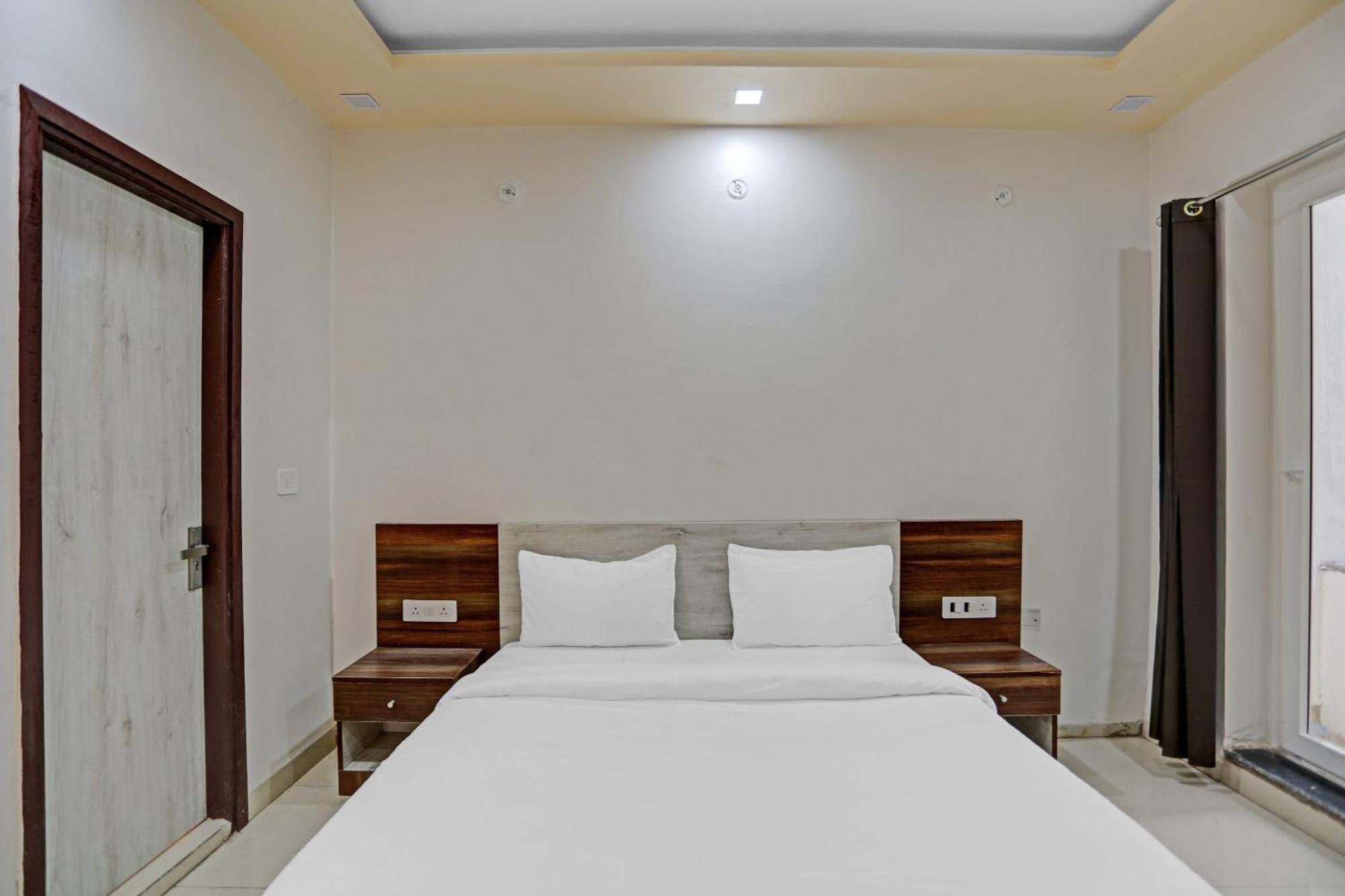 Hotel O Expo View Near Pvr Ansal Plaza Greater Noida Extérieur photo